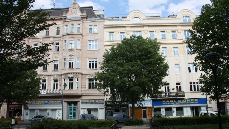 Gebäude